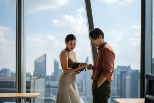 Extend your connections through UOB Group’s extensive network