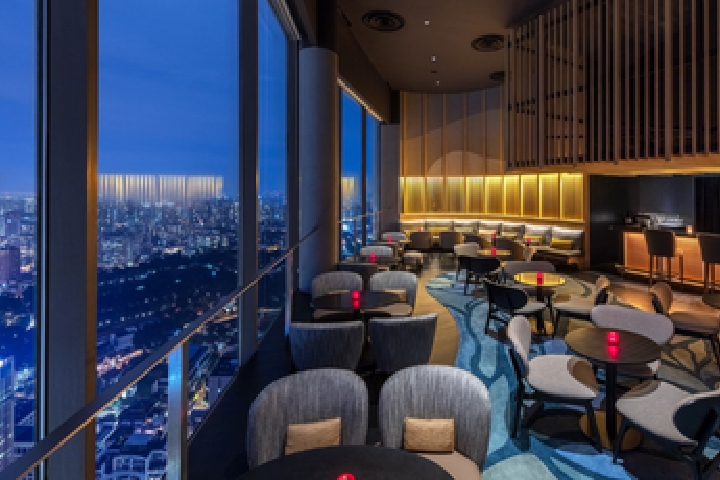 A Taste of Wonder at SKAI Bar