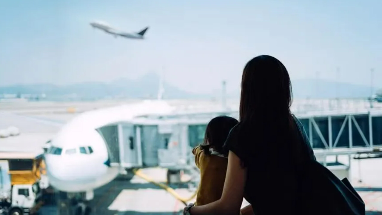 Cashless payments take flight: How cash alternatives could change post-pandemic travel