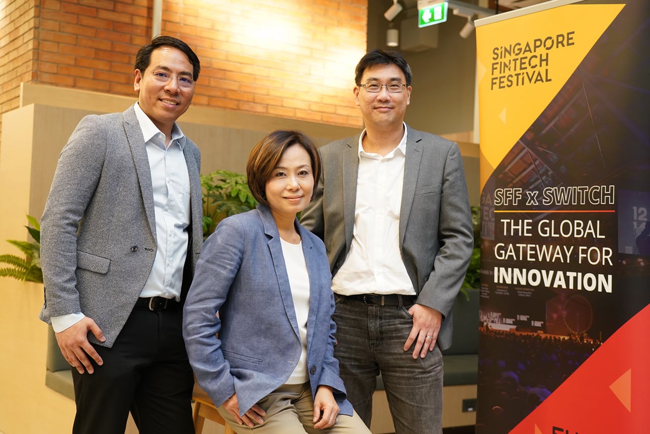 The Thai-Singapore banking connection: (from left to right) Mr. Naphongthawat Phothikit, Director of FinTech Department, Bank of Thailand; Ms. Piyaporn Ratanaprasartporn, Head of Channels and Digitalisation, UOB Thailand; Mr. Damien Pang, Deputy Chief FinTech Officer, MAS.