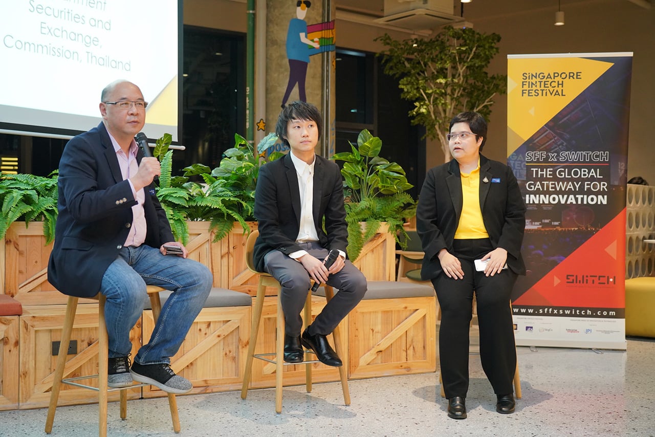(from left to right) The “Blockchain Developments in Thailand” panel led by moderator Mr. Vic Tham, Chief Investment Officer, Pundi X; Mr. Jirayut Srupsrisopa, Board of Director, Thai FinTech Association; Ms. Archari Suppiroj, Director of FinTech Department, The Securities and Exchange Commission Thailand.