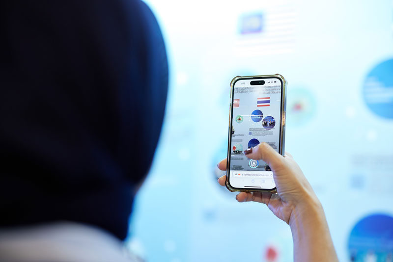 UOB FinLab Lab Crawl