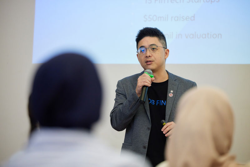 UOB FinLab Lab Crawl