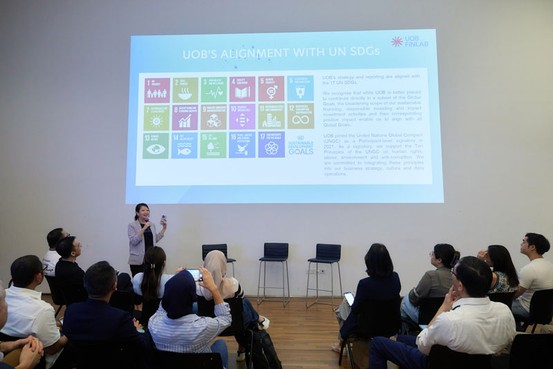 UOB FinLab Lab Crawl