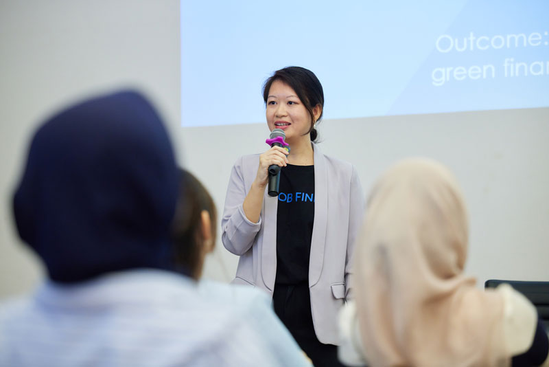 UOB FinLab Lab Crawl