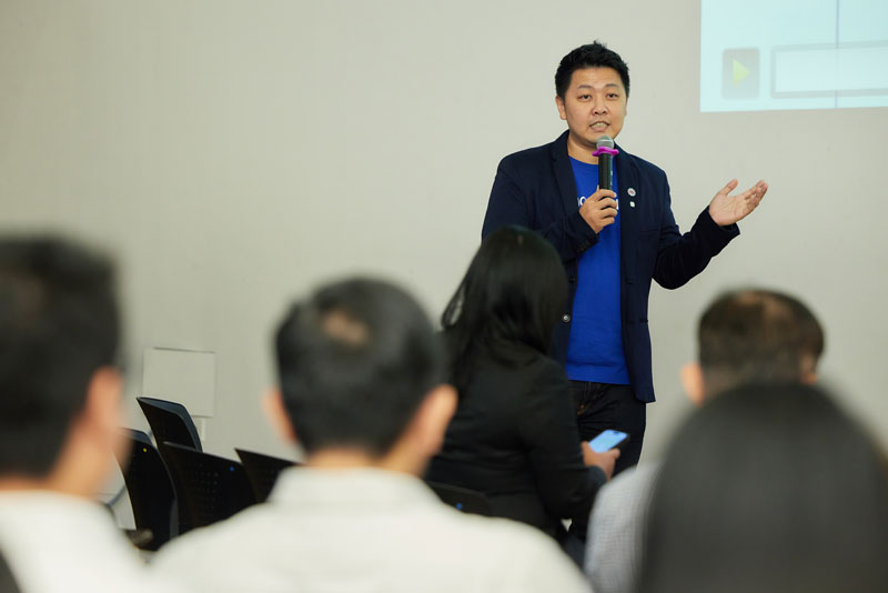 UOB FinLab Lab Crawl