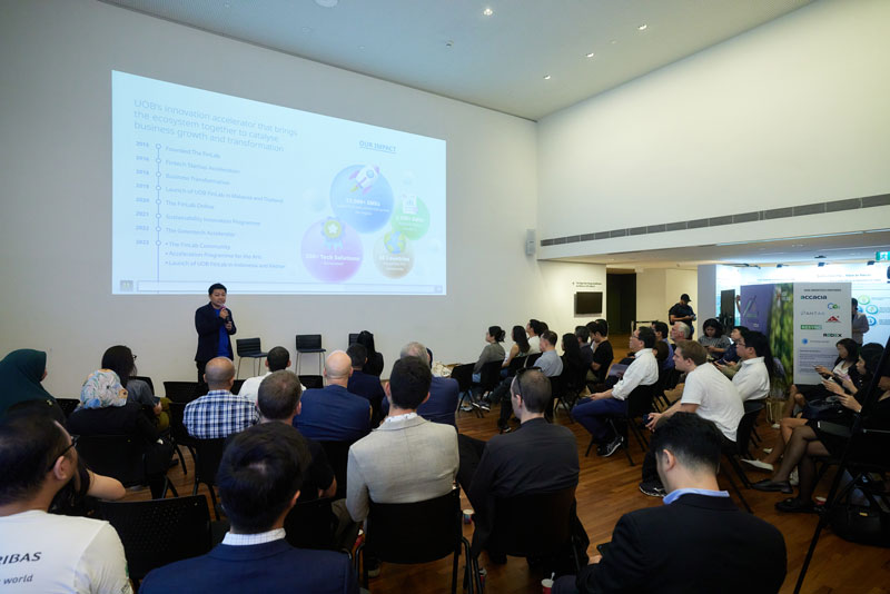 UOB FinLab Lab Crawl